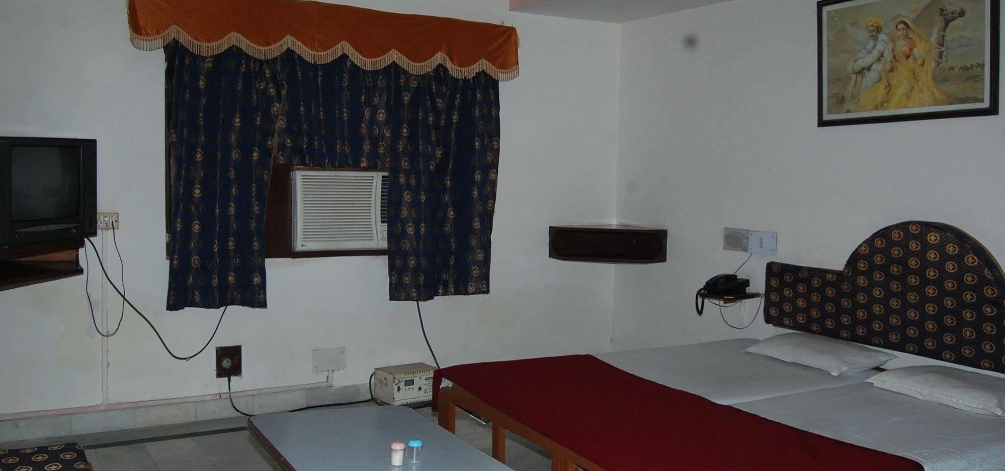 Aditya Palace Agra  Ngoại thất bức ảnh